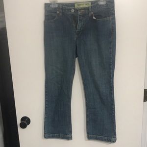 Gap bootcut jean capris